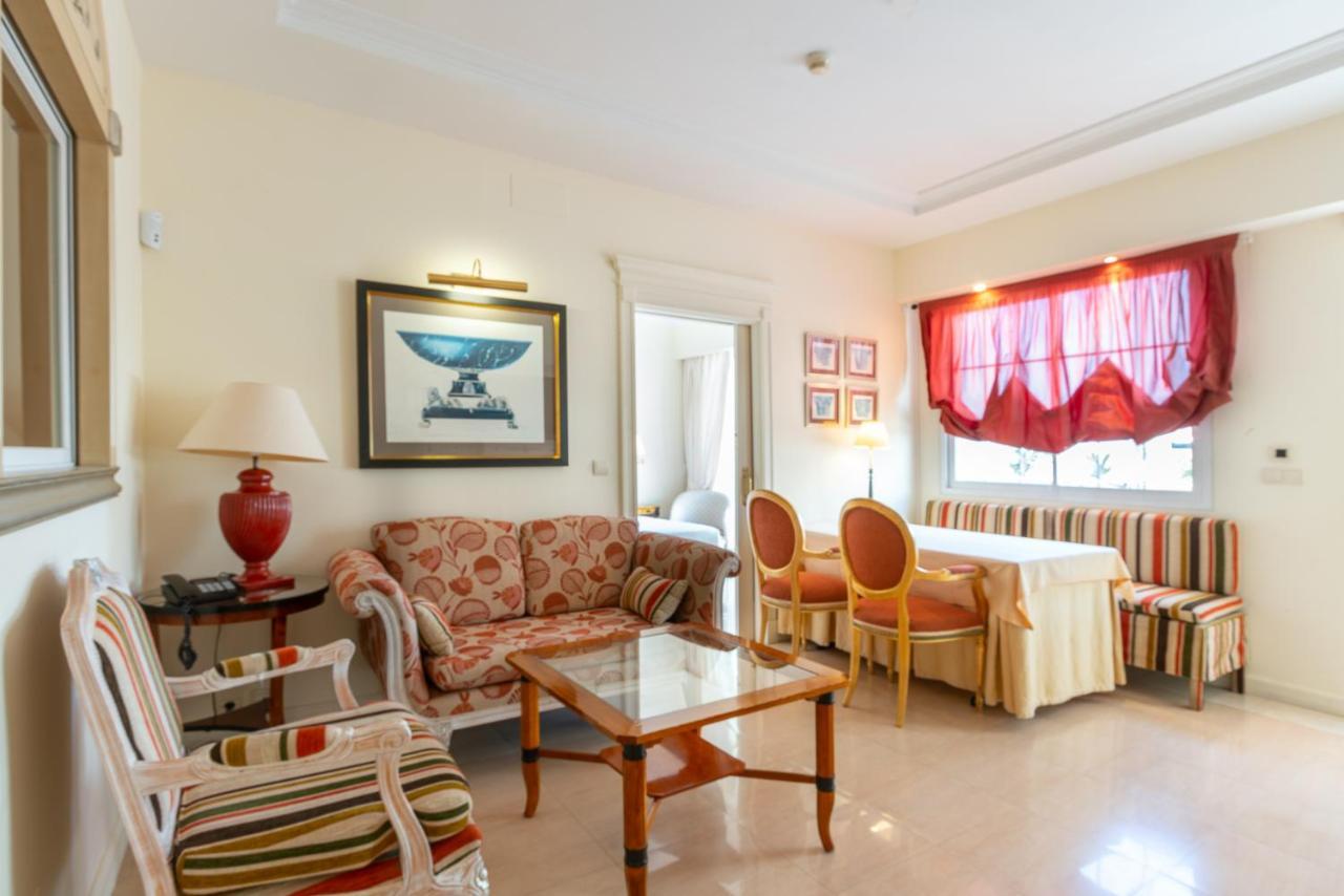 Guadalpin Residences Marbella Exterior photo